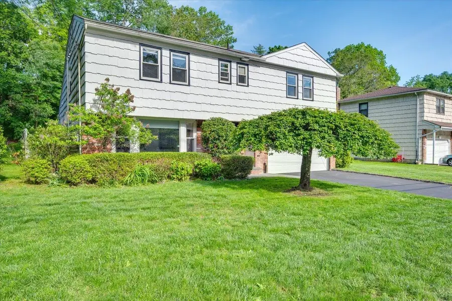 71 Harlan Drive, New Rochelle, NY 10804 - Image #2