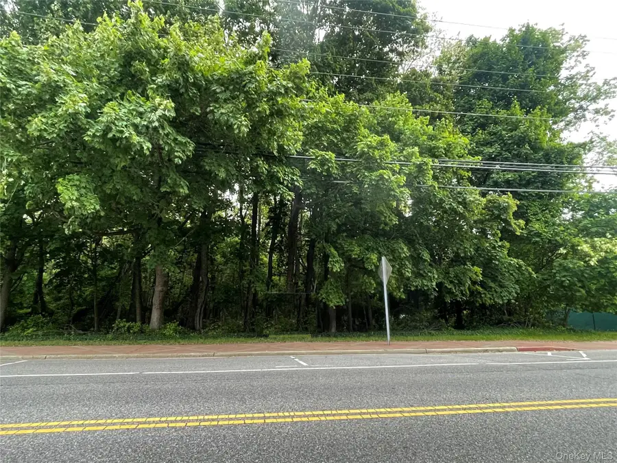 N Country Roads, Rocky Point, NY  - Image #2