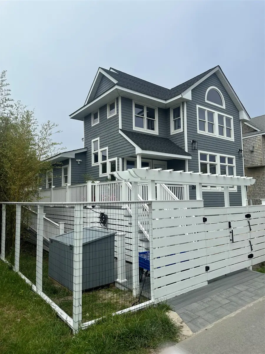 24 Bungalow Walk, Ocean Beach, NY 11770 - Image #2