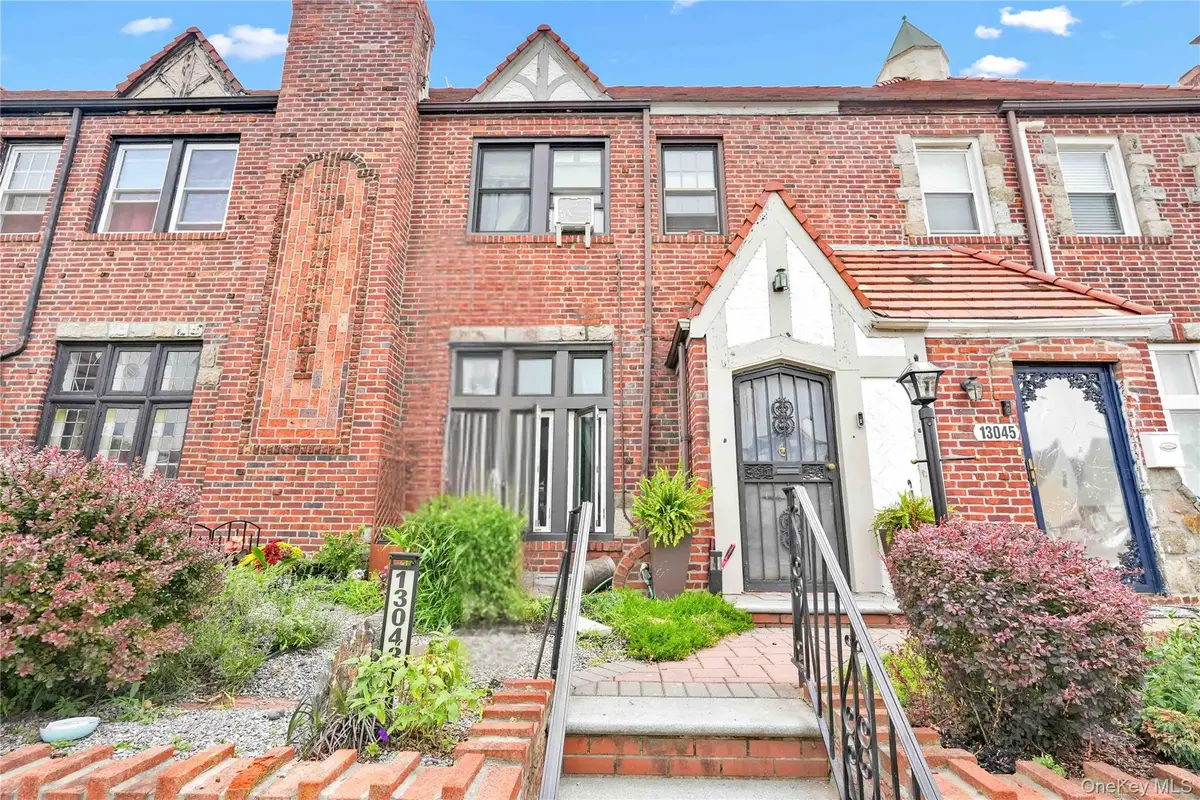 130-43 224 Street, Laurelton, NY 11413 - Image #1