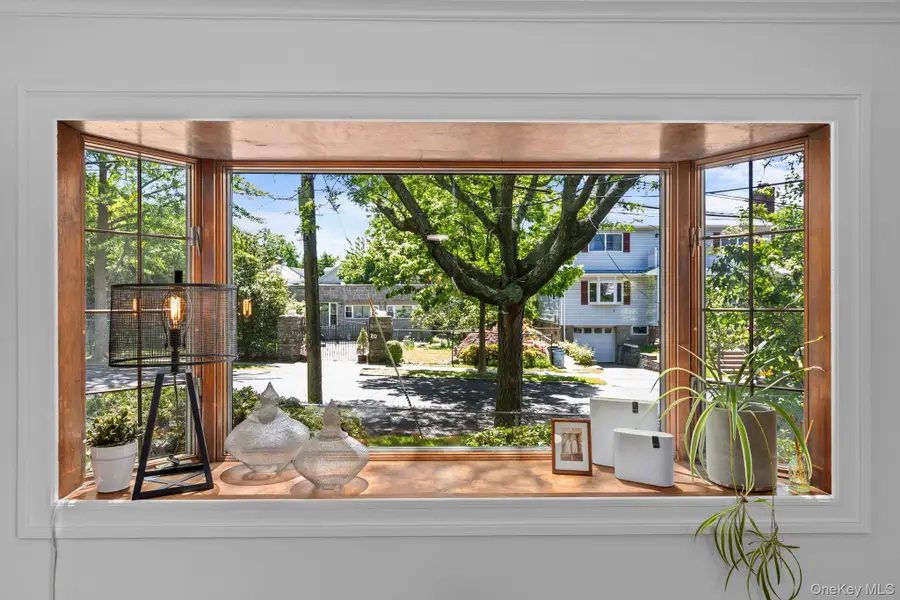 25 Bay Street, Bronx, NY 10464 - #2