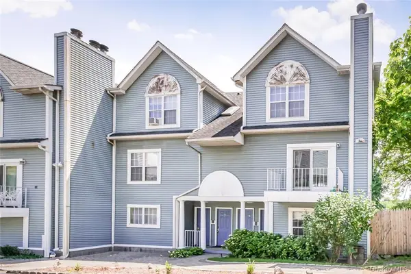 10 Nob Hill Drive, Elmsford, NY 10523