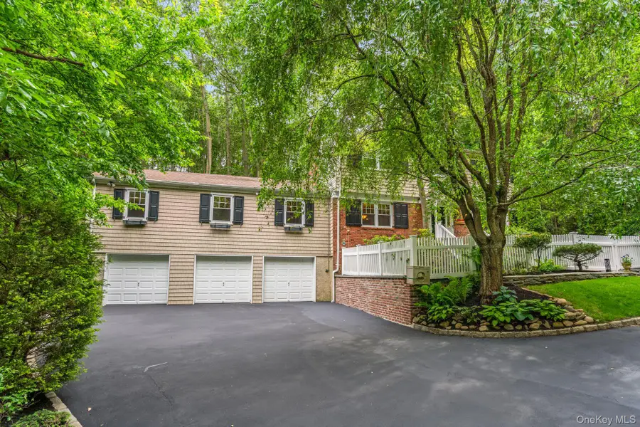 128 Cove Road, Huntington, NY 11743 - Image #2