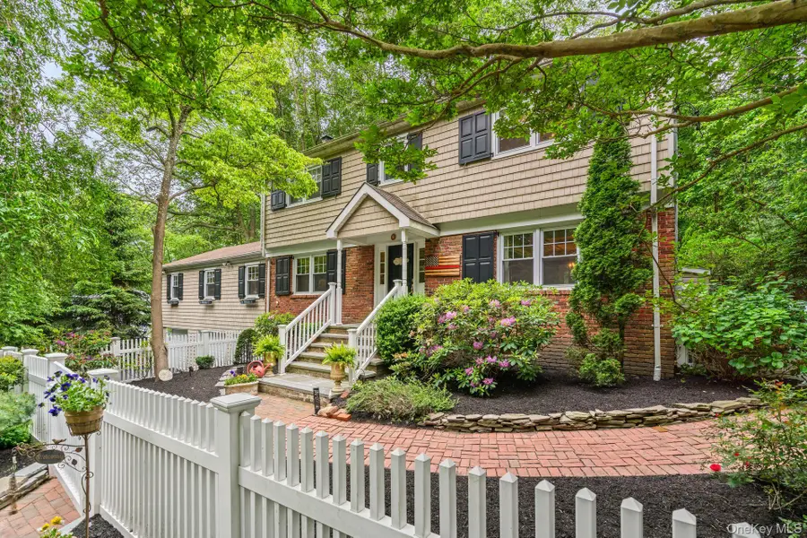 128 Cove Road, Huntington, NY 11743 - Image #3