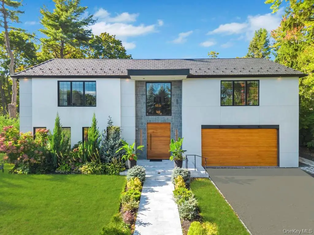 50 Gristmill Lane, Great Neck, NY 11023 - Image #1