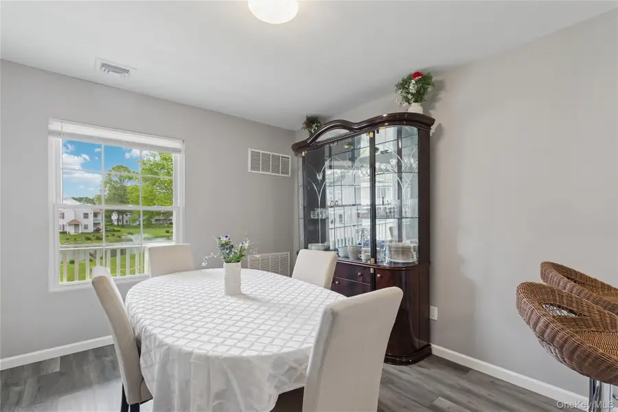 241 Fairview Circle, Middle Island, NY 11953 - Image #3
