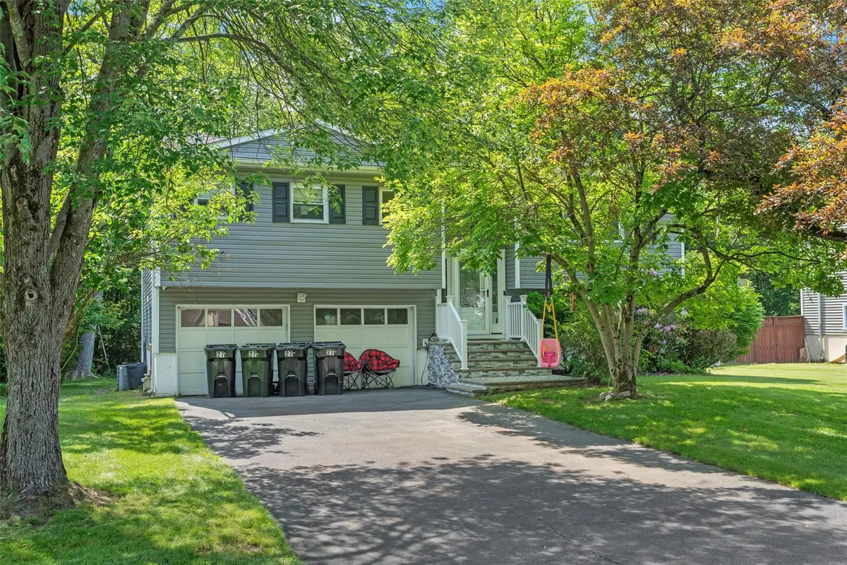 27 Dorothy Drive, Monroe, NY 10950 - Image #1