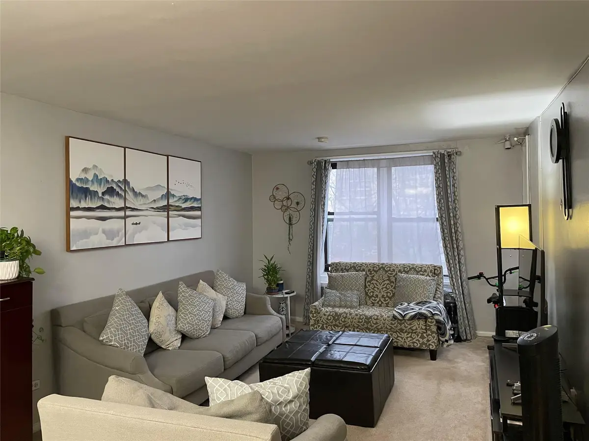 87-70 173rd Street #5E, Jamaica, NY 11432 - Image #1