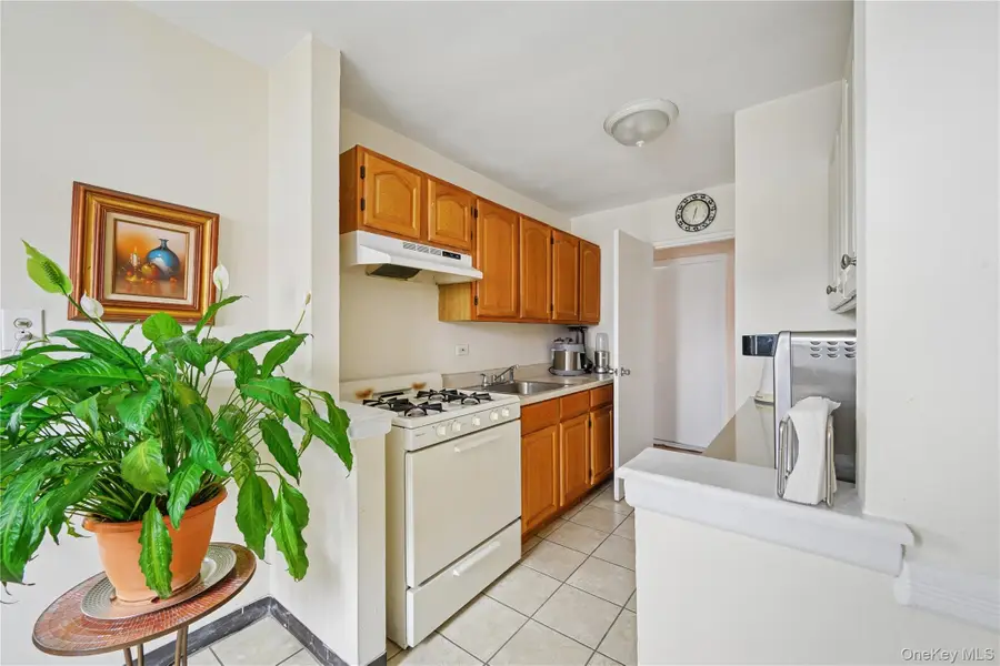 94-30 60 Ave #3H, Elmhurst, NY 11373 - Image #2