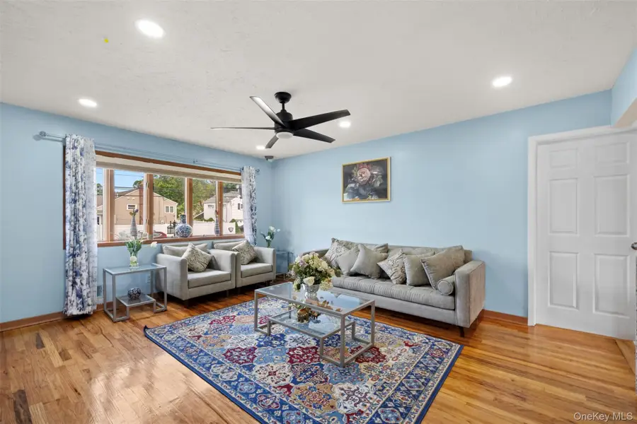 21 Westgate Road, Massapequa Park, NY 11762 - Image #2