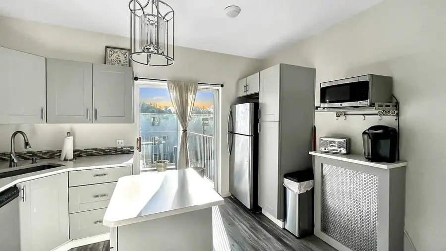 177 Beach 90th Street, Rockaway Beach, NY 11693 - Image #3