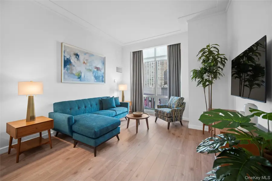 1 Renaissance Square #10B, White Plains, NY 10601 - Image #2