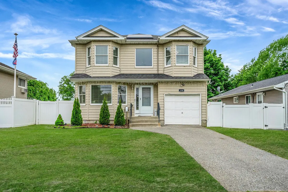 130 W 7th Street, Deer Park, NY 11729 - #1