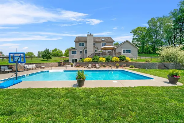 17 Jackson Lane, Campbell Hall, NY 10916