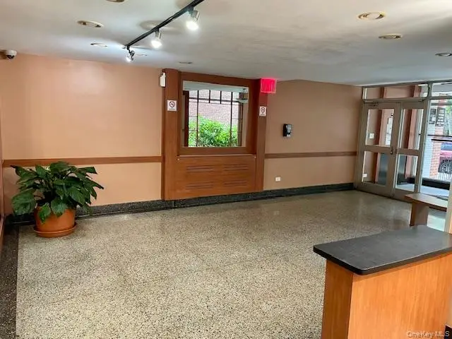 33-45 92 Street #4K, Jackson Heights, NY 11372 - Image #2