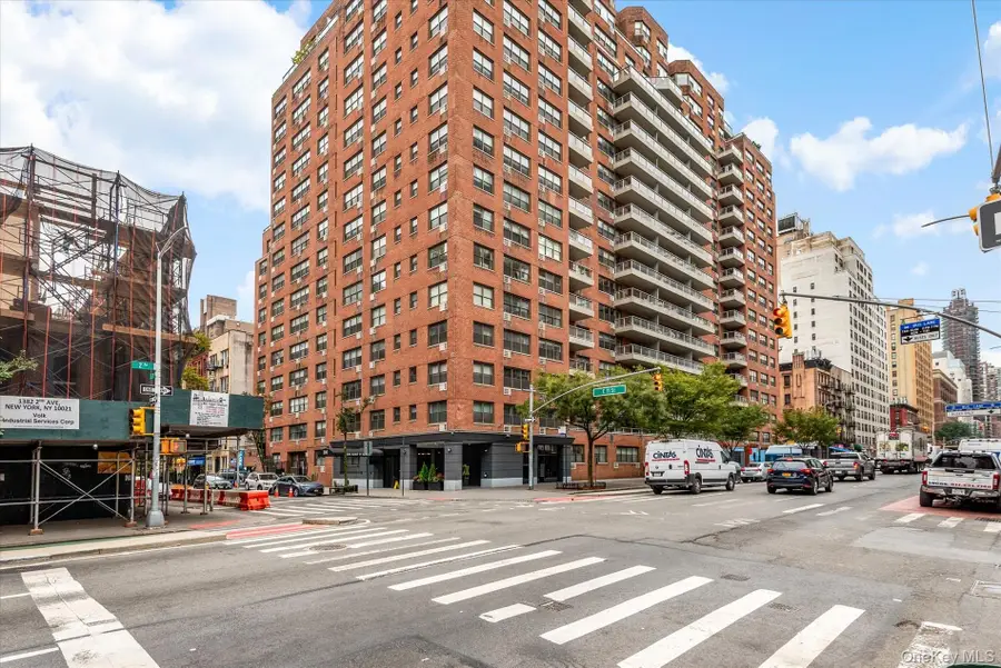 300 E 71st Street #15R, Manhattan, NY 10021 - Image #3