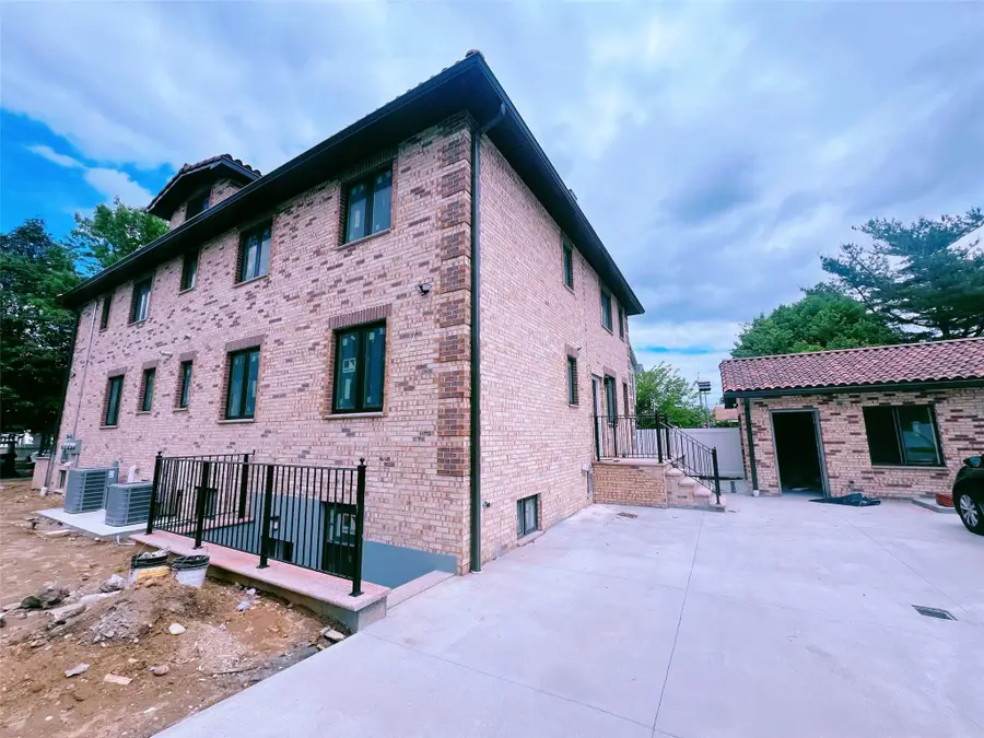 208-02 47th Avenue, Bayside, NY 11361 - Image #2