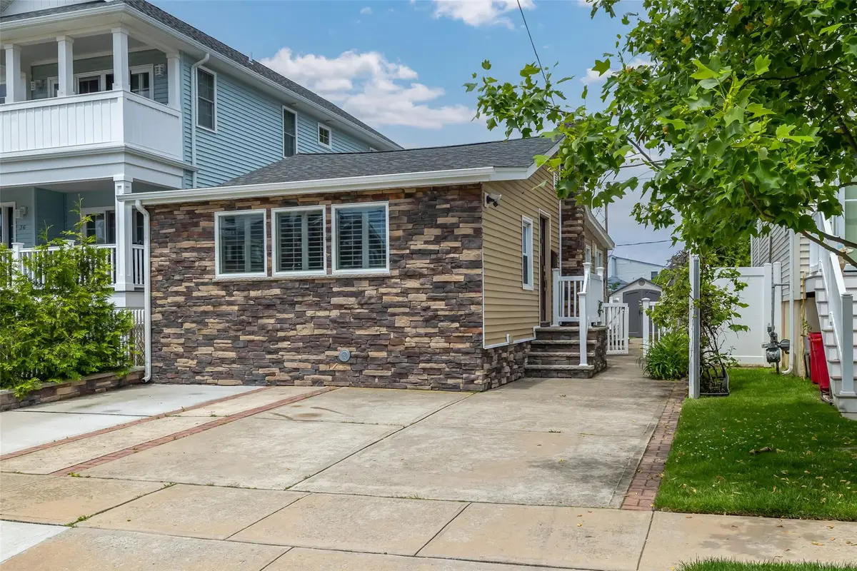 38 Kent Road, Island Park, NY 11558 - Image #1