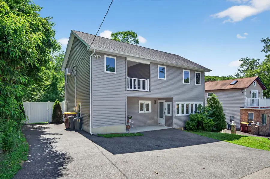 36 Bluff Avenue, Greenwood Lake, NY 10925 - Image #2