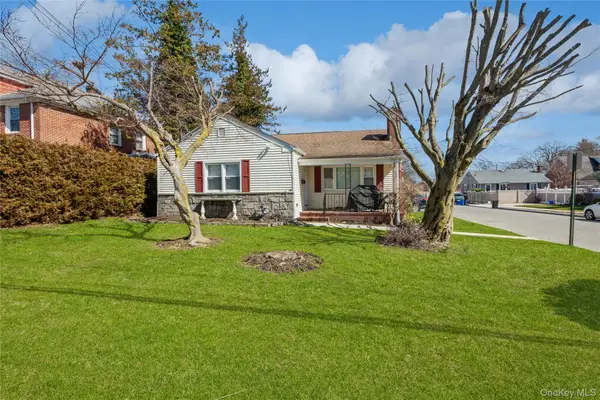 55 Nassau Avenue, Glen Cove, NY 11542