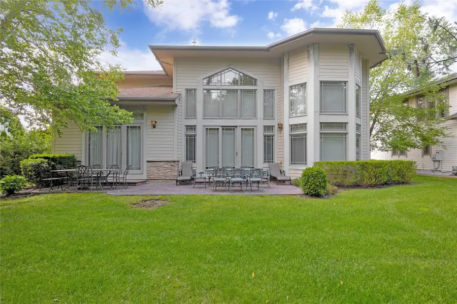 19 Holiday Pond Road, Jericho, NY 11753 - Image #2