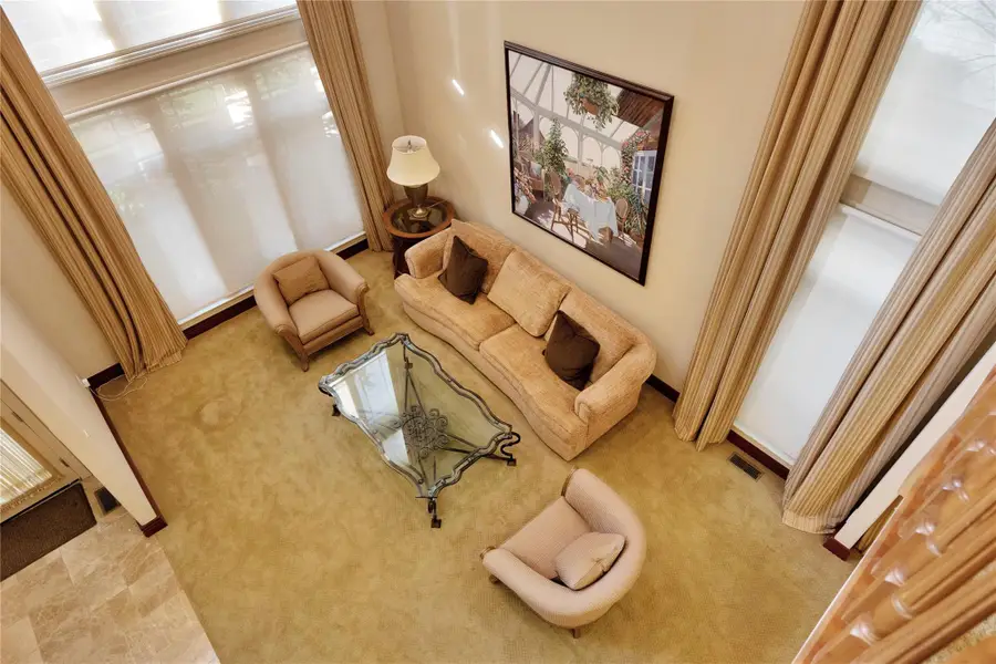 19 Holiday Pond Road, Jericho, NY 11753 - Image #3