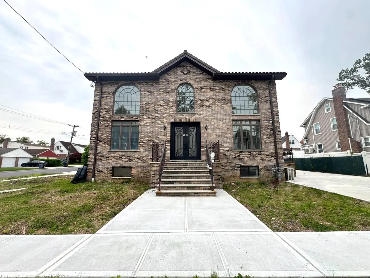 36-46 205th St, Bayside, NY 11361 - Image #1