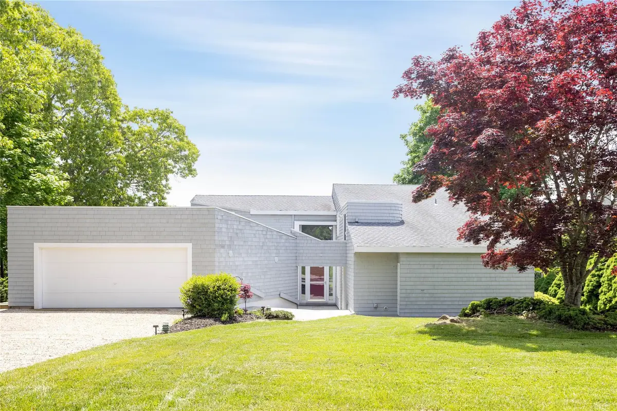 6 Bay View Drive, Hampton Bays, NY 11946 - Image #1