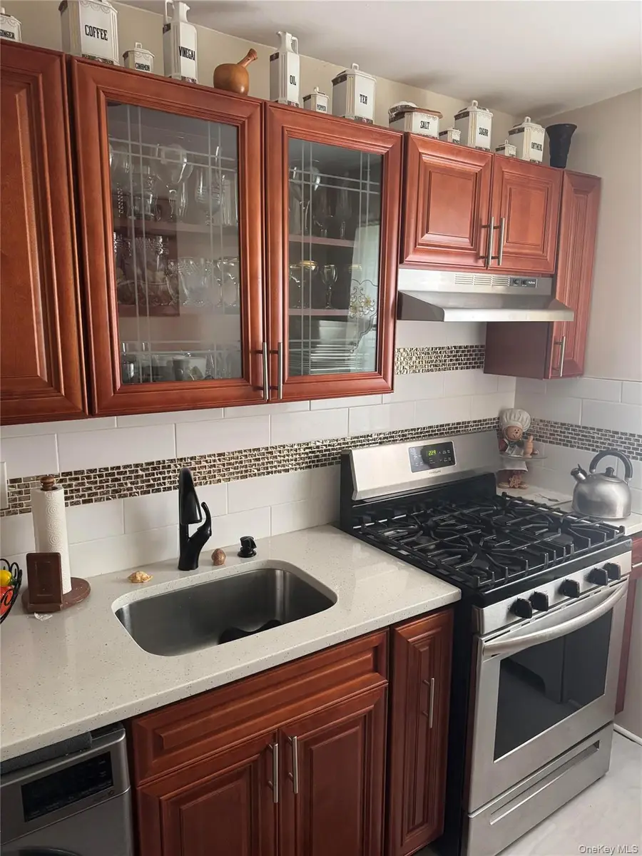 233-06 131 Street #1, Rosedale, NY 11412 - Image #3