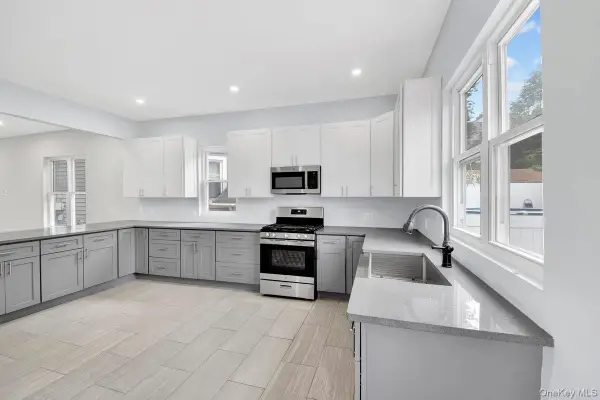 61 Edgewood Avenue, Yonkers, NY 10704