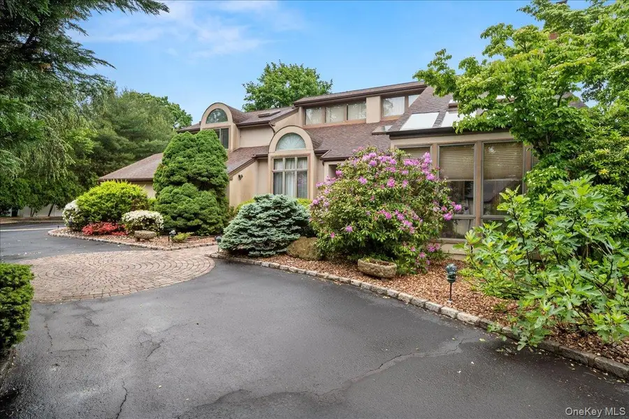 7 Kent Court, Bayport, NY 11705 - Image #3