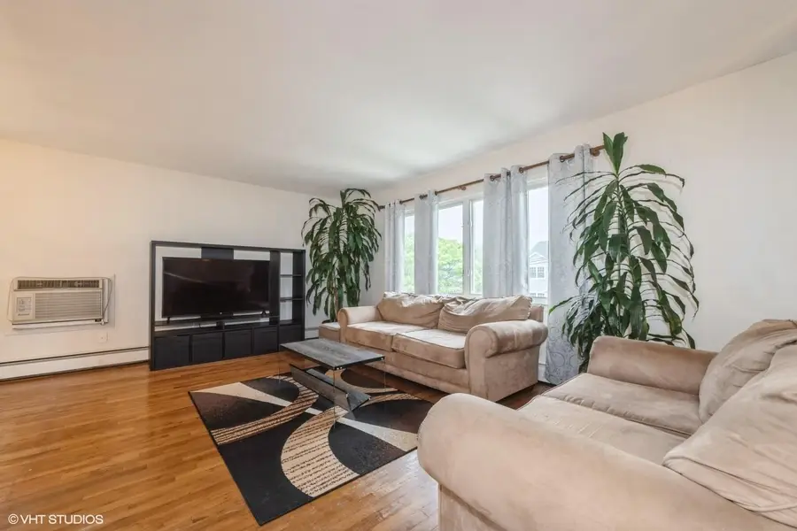 2104 Fir Street, Wantagh, NY 11793 - Image #3