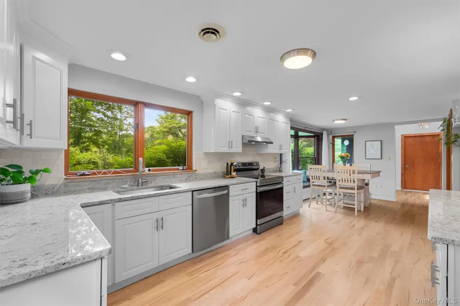 7 Elliotts Lane, New Paltz Town, NY 12528 - Image #2