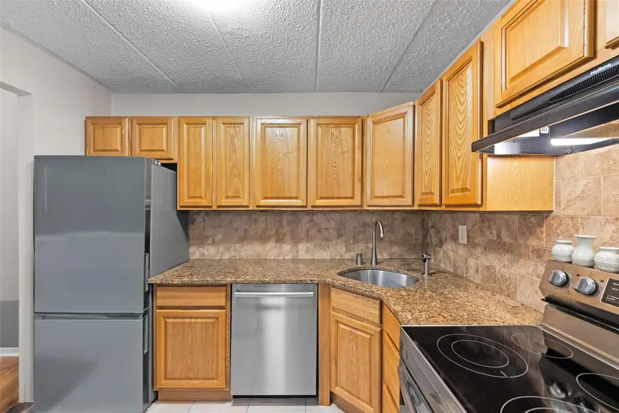 9965 Shore Road #6B, Brooklyn, NY 11209 - Image #3