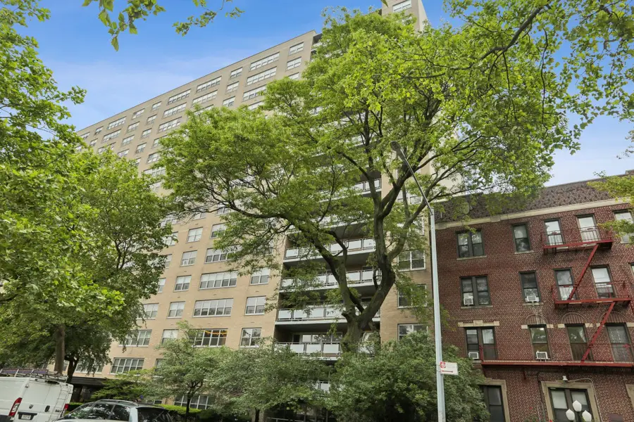 135 Ocean Parkway #17H, Brooklyn, NY 11218 - Image #2