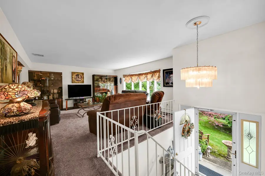 10 Catawba Drive, West Nyack, NY 10994 - Image #3