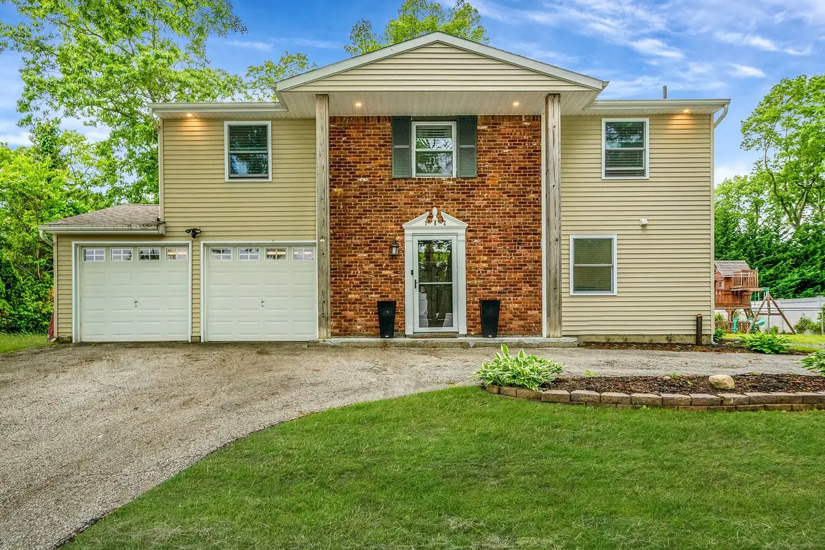 182 Crystal Brook Hollow Road, Port Jefferson Station, NY 11776 - Image #1