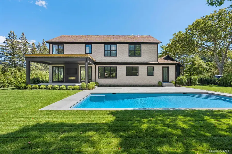 25 Liberty Street, Westhampton Beach, NY 11978 - Image #3