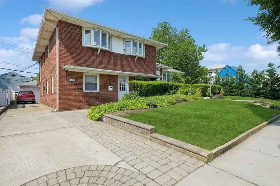 345 E Park Avenue, Long Beach, NY 11561 - Image #3