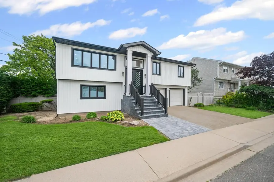 1 Saratoga Street, Lido Beach, NY 11561 - Image #3