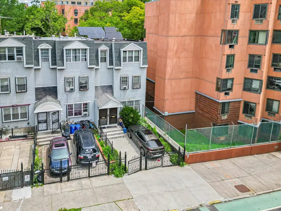 977 E 179th Street, Bronx, NY 10460 - Image #2