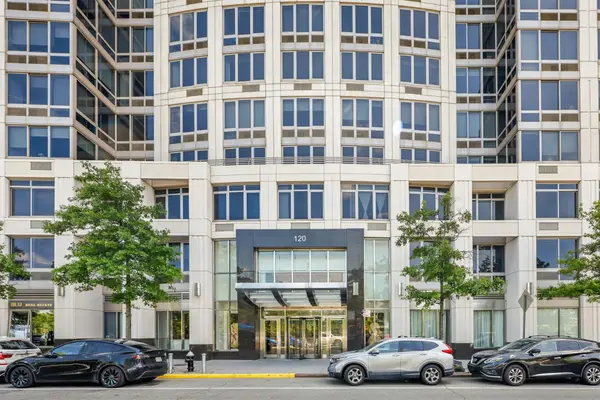 120 Riverside Boulevard #10T, New York (Manhattan), NY 10069