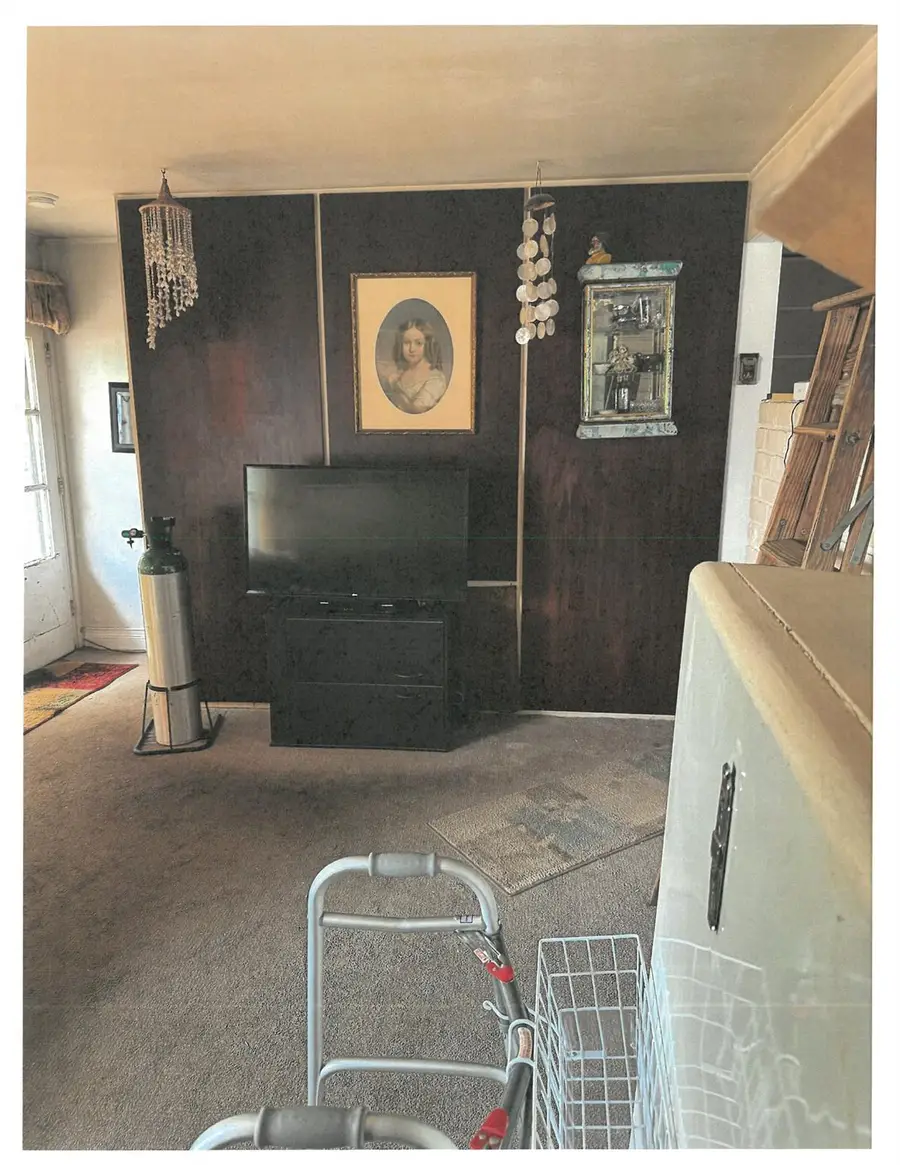 38 Hark Lane, Westbury, NY 11590 - Image #3