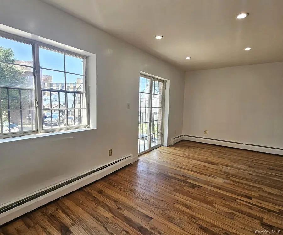 9317 197th Street, Hollis, NY 11423 - Image #3