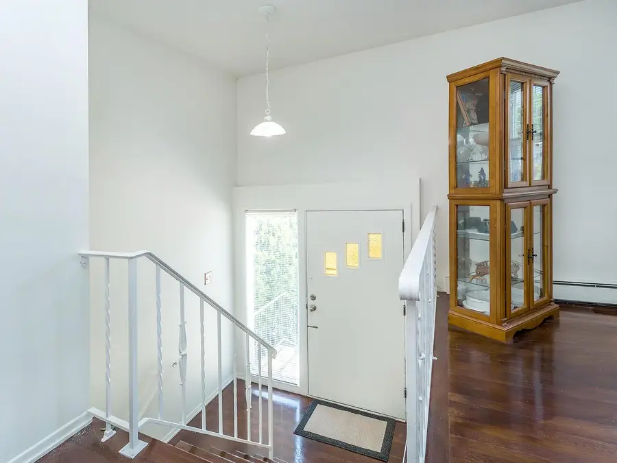 14 Marwood Road S, Port Washington, NY 11050 - Image #3