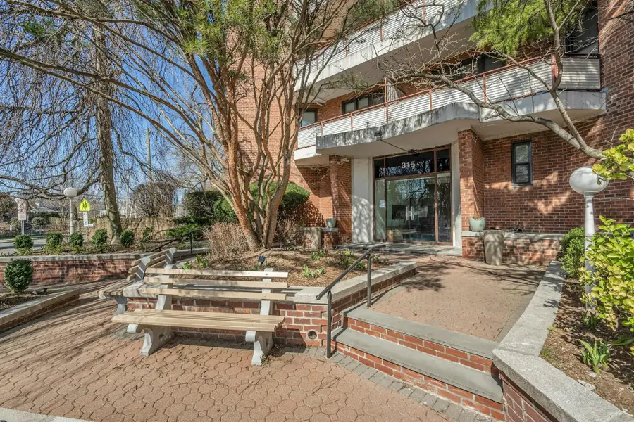 315 King Street #5C, Port Chester, NY 10573 - Image #3