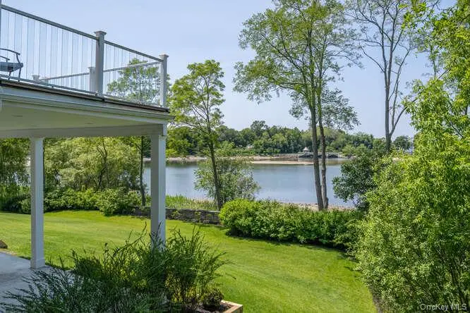 12 Barbara Lane, Glen Cove, NY 11542 - Image #2