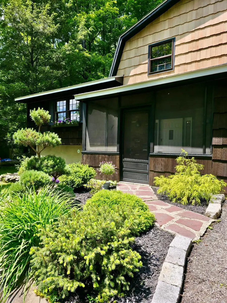 687 Sprout Brook Road, Putnam Valley, NY 10579 - Image #2