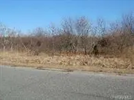 15 Jareds Path, Brookhaven, NY 11719 - Image #1