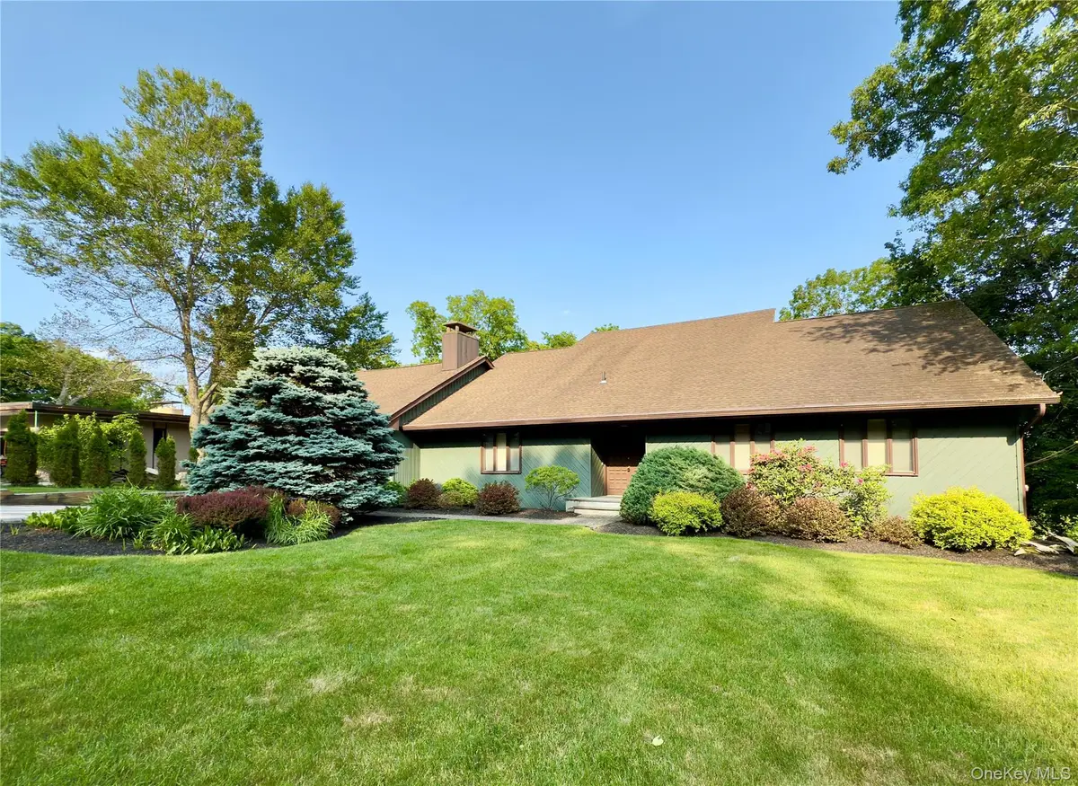 34 Brentwood Drive, Poughkeepsie, NY 12603 - Image #1